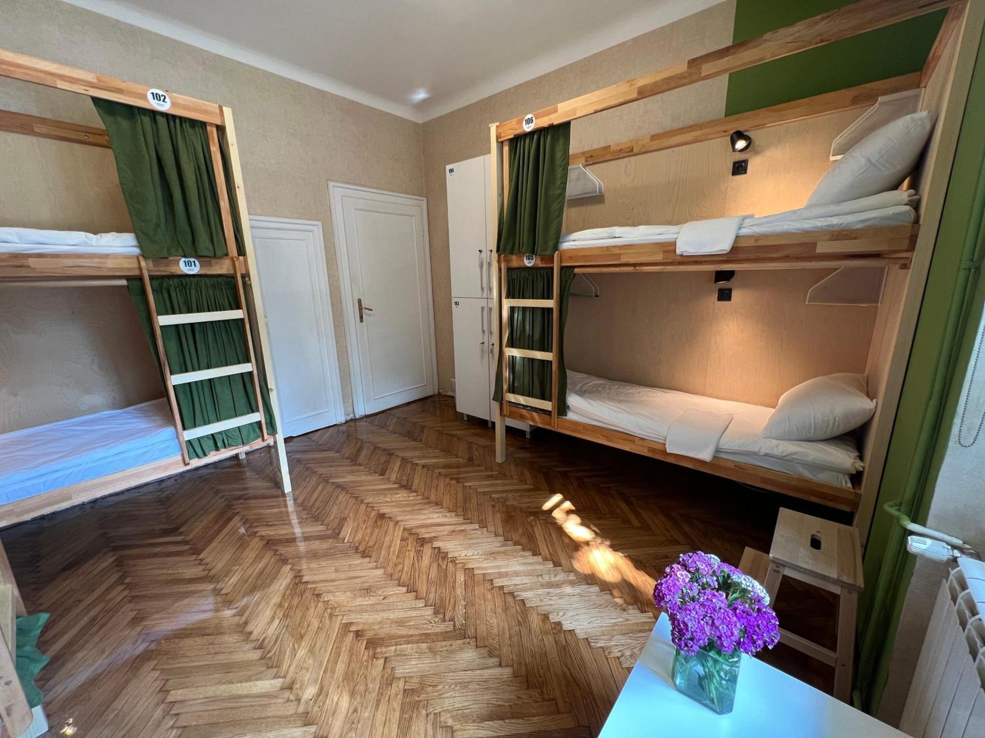Cabbage Hostel 베오그라드 외부 사진